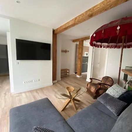 Sun Si Moon Apartment *
