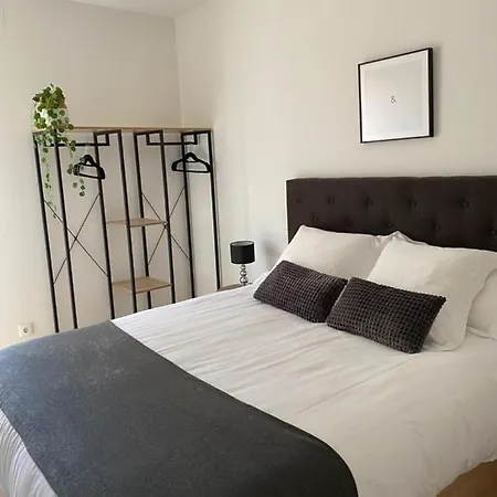 Sun Si Moon Apartment