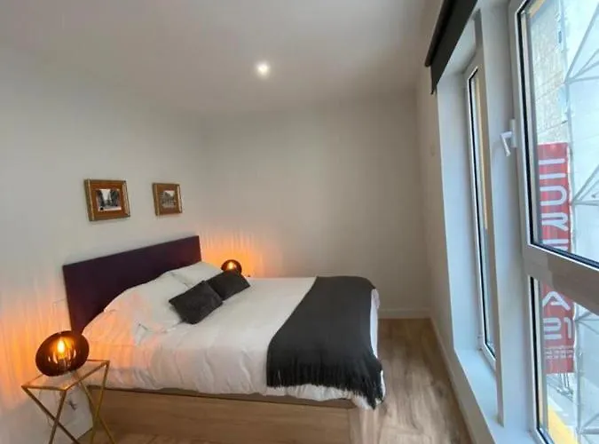 Sun Si Moon * Santander