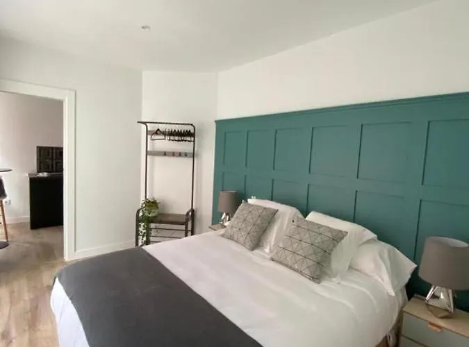 Sun Si Moon * Santander