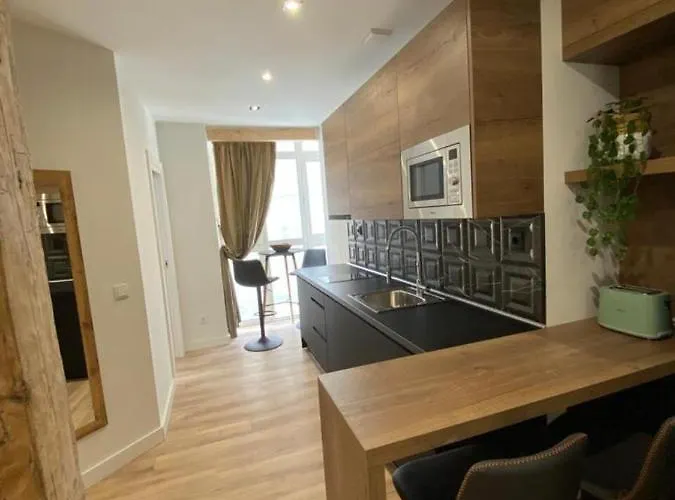 Sun Si Moon Apartment