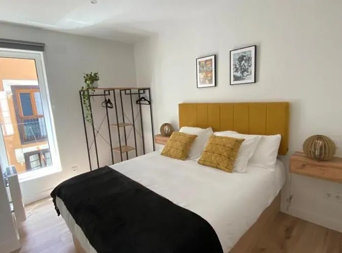 Sun Si Moon * Santander