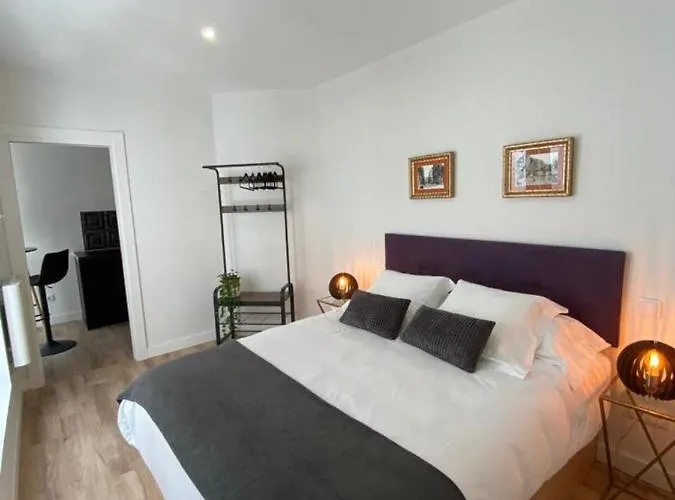 Sun Si Moon * Santander