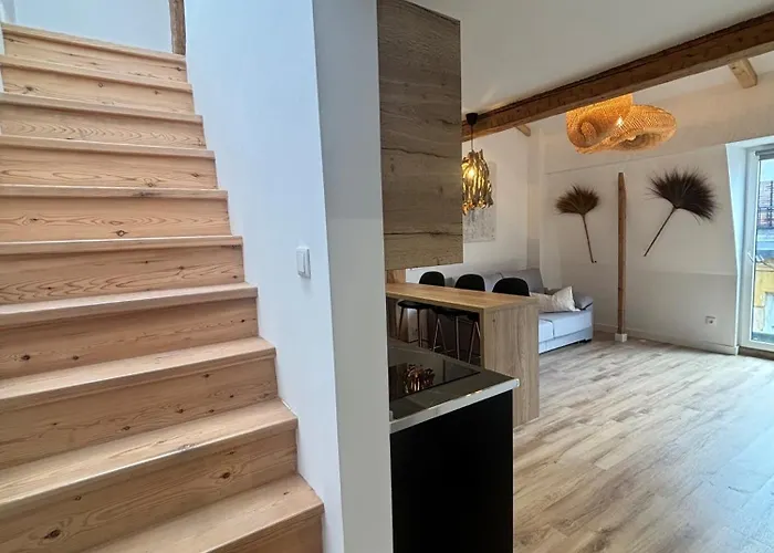 Sun Si Moon Apartment