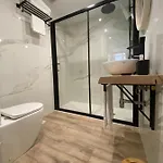 Sun Si Moon Apartment