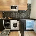 Sun Si Moon Apartment